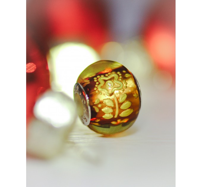 "Dala Horse" Amber Bead