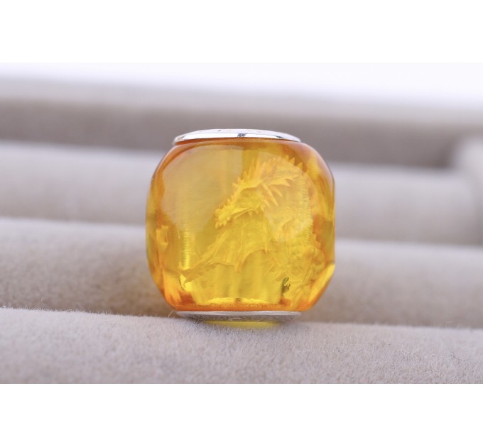 Amber Bead "Fire-breathing Dragon"