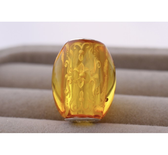 Amber Bead “Antique Muses” 