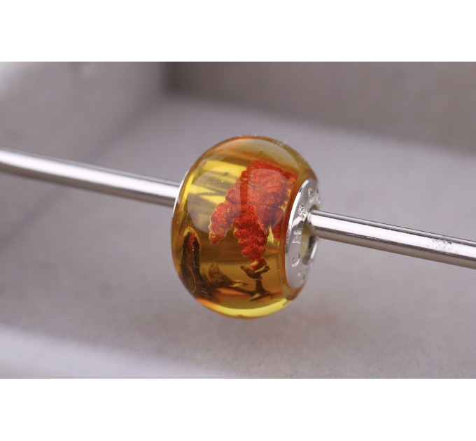 Amber Bead “Iris Flower”