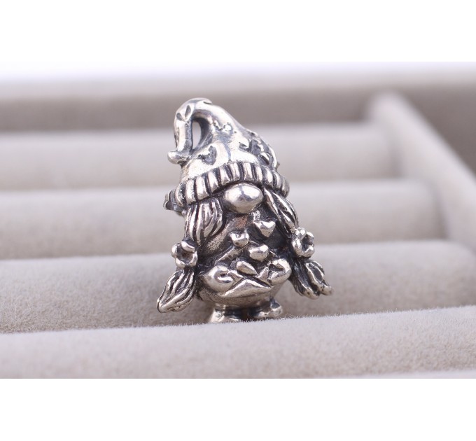Silver Charm "Gnome Girl with Love Letter"